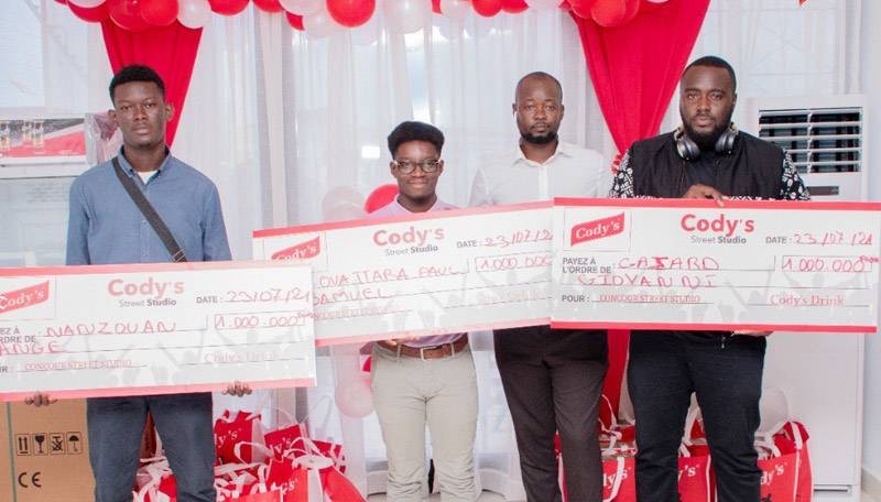 Les trois lauréats ont reçu leur prix. (Photo : DR)