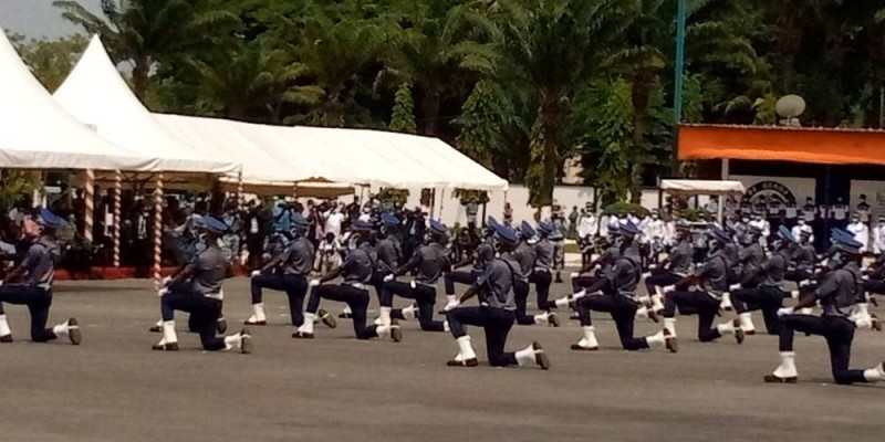 Les sous-officiers de la deuxième année. (Bavane)