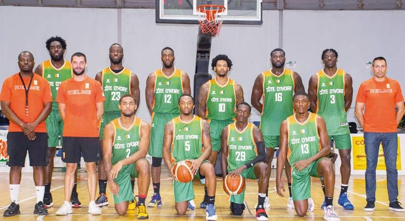 Les Éléphants basketteurs gonflés à bloc à Kigali. (Photo : DR)
