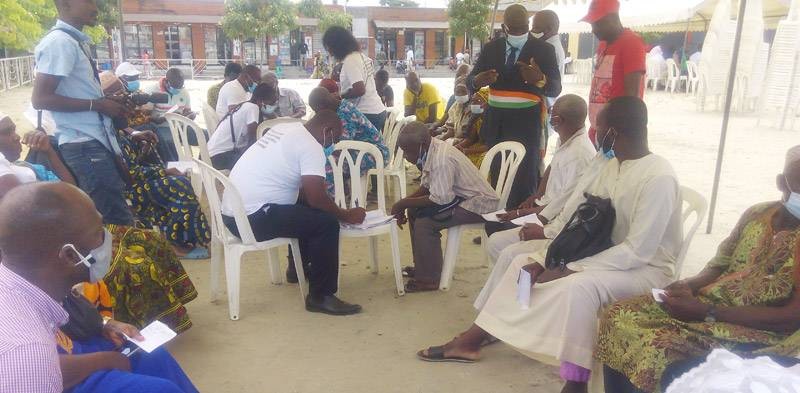 Les populations sorties pour écouter et se faire dépister du diabète. (DR)