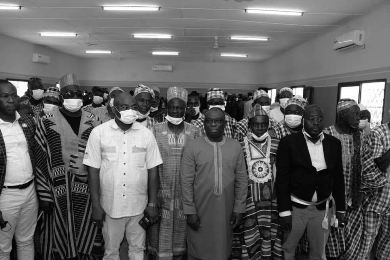 




Le ministre de la Réconciliation et la Cohésion nationale, Kouadio Konan Bertin, et les chefs traditionnels en phase pour promouvoir la paix.