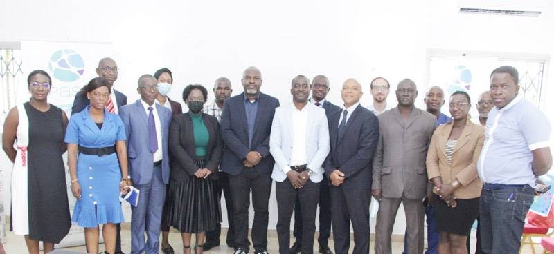 La photo de famille après la signature de convention. (DR)