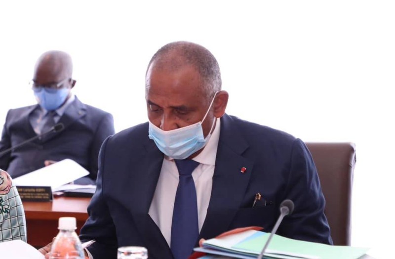 Le premier ministre Patrick Achi