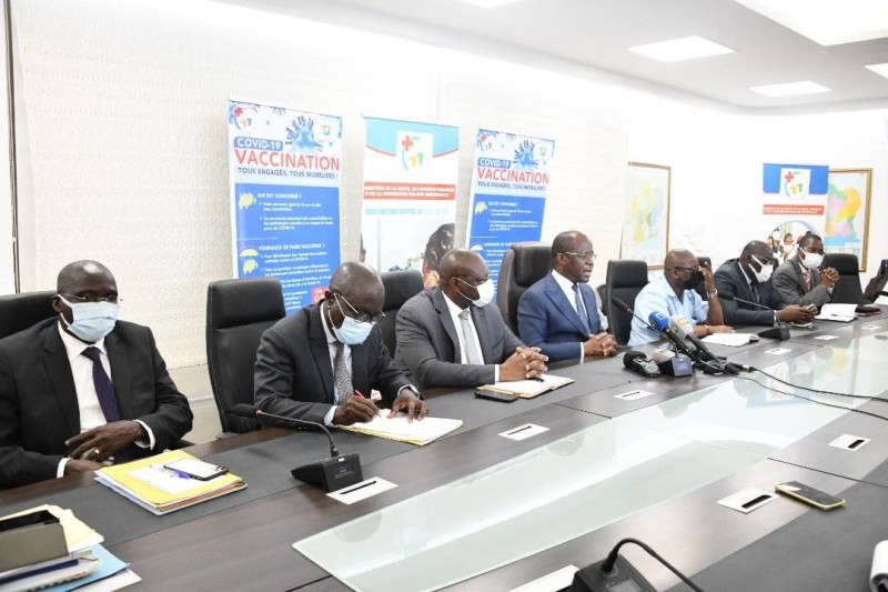 Le point presse du ministre Pierre Dimba