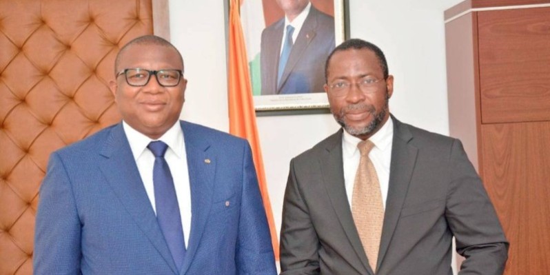 Le ministre Amadou Coulibaly (à gauche) et Serge Abdel Nouho, Dg de la Snpeci. (DR)