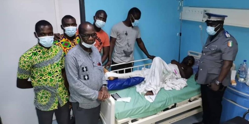Gendarmerie de Côte d'Ivoire rend visite à l'Etudiant