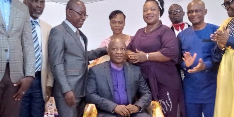 Le président de Foursquare Côte d'Ivoire investi. (Bavane)