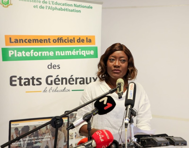 Mariatou Koné a appelé tous les Ivoiriens à intervenir sur le site internet des Egena. (photos : dr)