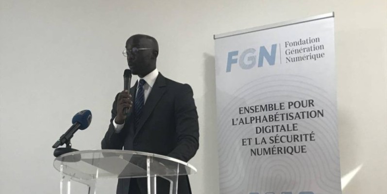 Le président Tidiane Diarra (au micro) a présenté la Fondation. (Dr)