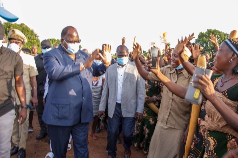Les populations accueilli dans la joie le "porteur d'eau" de la République, le ministre Laurent Tchagba (DR)