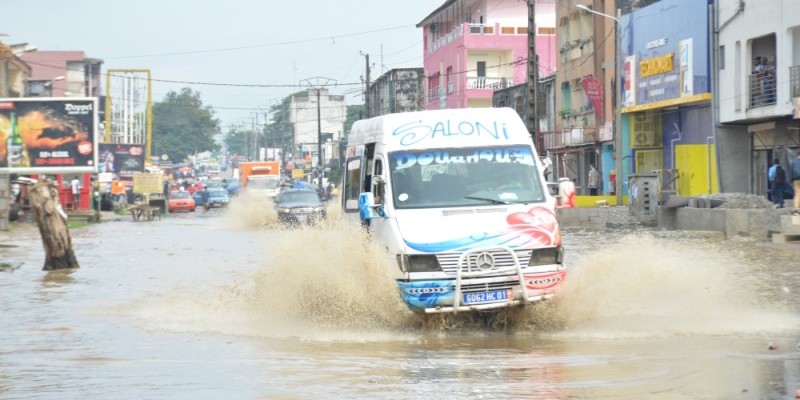 La pluie de lundi a perturbé quelques commerces et rendu des voies impraticables. (Photo : Julien Monsan)