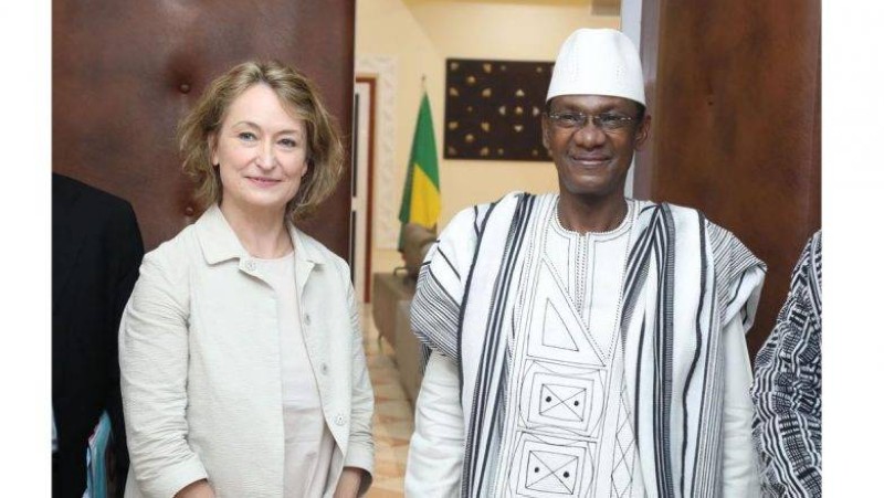 Ilze Brands et le Premier ministre Choguel Maiga