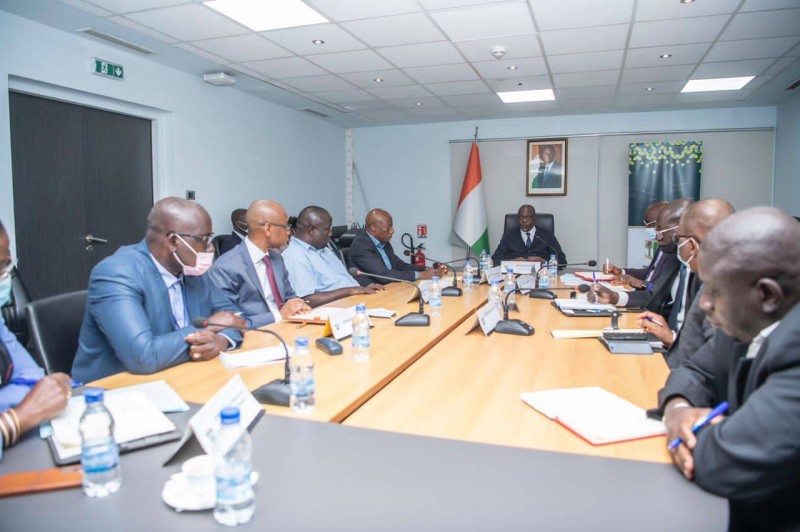 Le ministre Amadou Koné installe une plateforme d’échanges qui réunit tous les acteurs impliqués dans l’activité de transport routier.