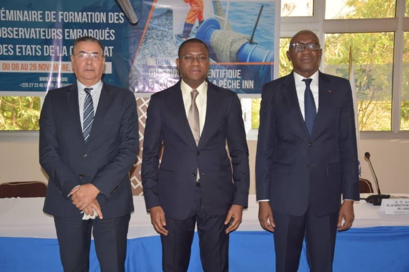 Le ministre des ressources animales et halieutique, Sidi Touré (au centre), a rehaussé de sa présence la cérémonie de lancement de la formation. (DR)