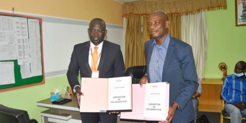 Echange de parapheurs entre les signataires. (DR)