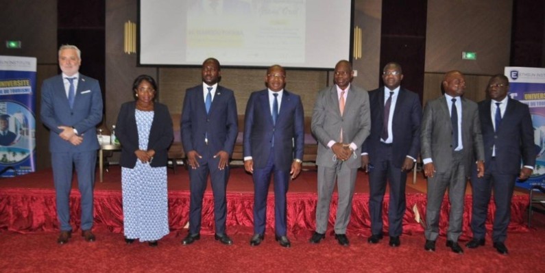 Légende : Le ministre Siandou Fofana a présidé la cérémonie d’ouverture. (Dr)