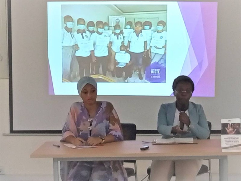 Ramatoulaye Traoré, directrice exécutive et Sylvia Apata, membre du Comité exétif