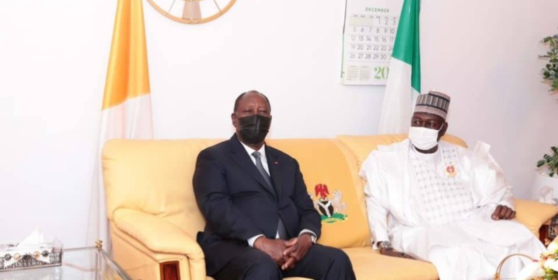 Avant les travaux du 60è Sommet ce dimanche, le Président Ouattara a inauguré samedi la nouvelle Chancellerie de la Côte d'Ivoire à Abuja. (Dr)