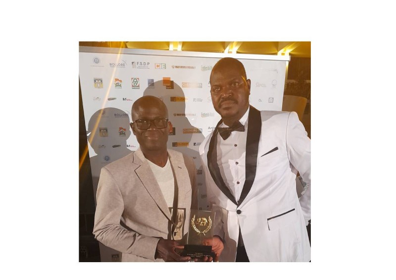 
Le lauréat du Prix spécial Ebony de la Solidarité et de la Cohésion Sociale Adama Bakayoko

