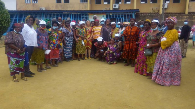 L’Eglise méthodiste unie Côte d’Ivoire a fait un important don en vivres et non vivres à 159 veuves membres de ladite église.