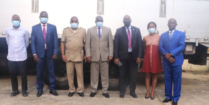 Les membres de l’équipe de pilotage du projet ‘’Protection de la biodiversité du Parc national de la Comoé’’ se sont réunis à la Direction générale de l’Oipr à Abidjan. (DR)
