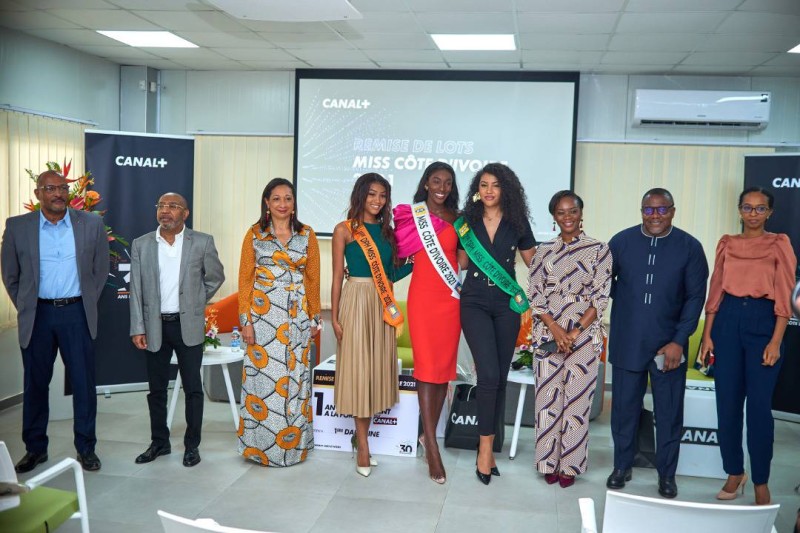 Miss Côte d'Ivoire 2021 et ses dauphines reçues par Canal  Côte d'Ivoire