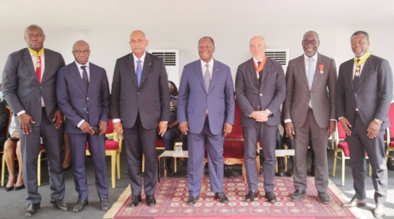 Une vue des personnalités présentes à l'inauguration du nouveau siège d'Orange Côte d'Ivoire. (Ph: Agence 35° Ouest)
