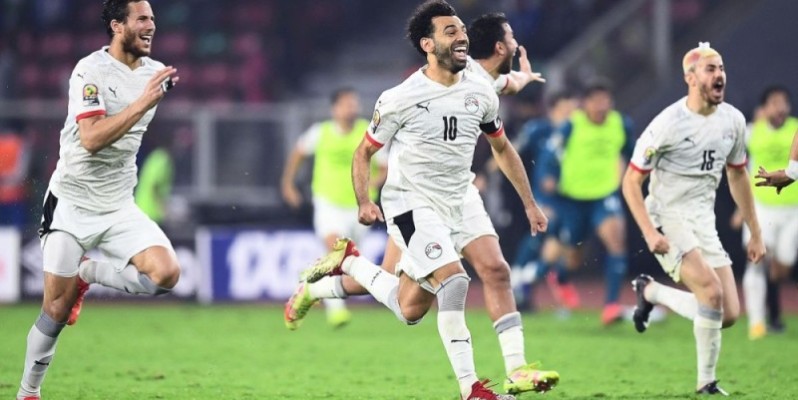 La joie de Salah et ses coéquipiers après la qualification. (DR)