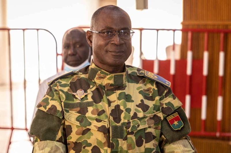 Burkina Faso's General Gilbert Diendere, one of the main accused, attends the opening of the trial of the alleged perpetrators of the assassination of Thomas Sankara in Ouagadougou, on October 11, 2021. - The trial of 14 men, including a former president, began in Burkina Faso on October 11, 2021, over the assassination of the country's revered revolutionary leader Thomas Sankara 34 years before. (Photo by OLYMPIA DE MAISMONT / AFP)