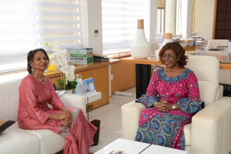 La directrice du Bureau régional de l’Afrique de l’Ouest et du Centre de l’Unfpa a échangé avec la ministre du Plan et du Développement. (Ph:Dr)