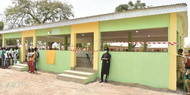 Le préau construit par Lamine Dembélé. (Ph: Dr)