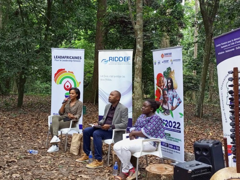 Le premier panel avec Mme Sarah Traboulsi et Mme Christine Logbo-Kossi (Ph: Salif D. CHEICKNA)