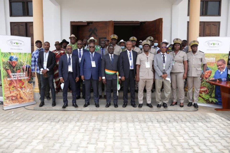 Les autorités administratives et politiques, de la communauté scientifique, des chefs traditionnels, ainsi que les producteurs et associations de producteurs de manioc ont pris une part active au lancement de la cara