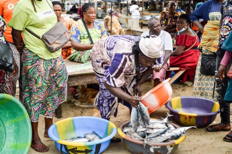 En Côte d’Ivoire, les femmes jouent un rôle décisif dans le secteur de la pêche côtière. (Ph: Dr)