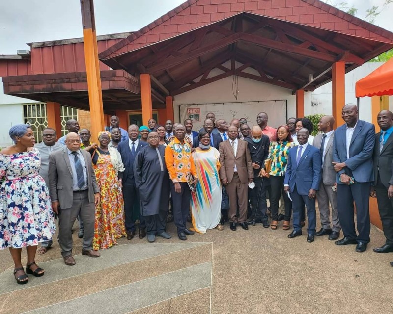 Les membres du Ben du secrétariat des enseignants du Rhdp. (Ph: Dr)