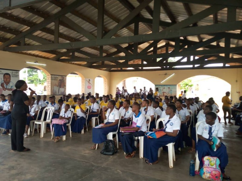 L’Association des femmes juristes de Côte d’Ivoire (Afj-Ci) en collaboration avec l’Ong internationale action contre la faim a poursuivi sa campagne de sensibilisation au Lycée moderne de jeunes filles de Yopougon