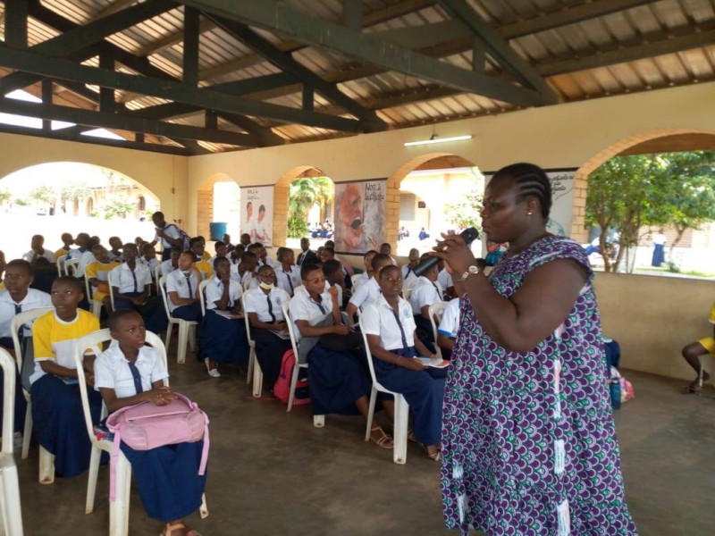 Dans le lycée moderne de filles de Yopougon, ce sont près de 200 filles et adolescentes qui ont été sensibilisées.