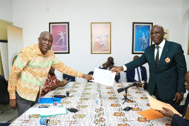 Après Me N'Goan, le ministre Bamba Cheick Daniel a déposé ses dossiers hier