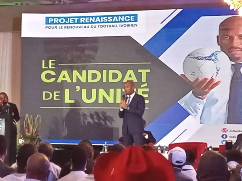 Didier Drogba lors de la présentation de son projet "Renaissance" (Ph: Salif D. CHEICKNA)