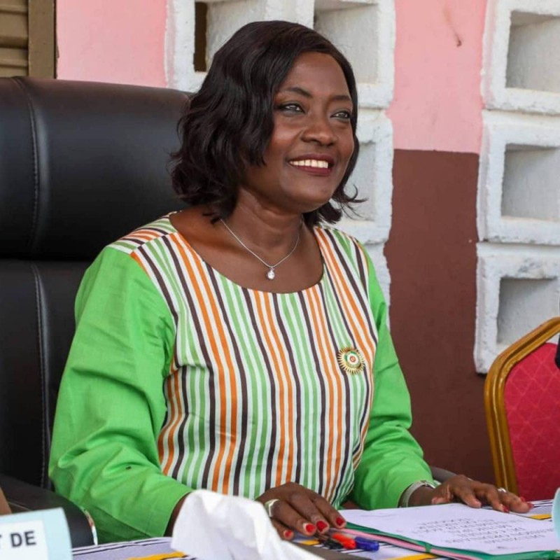 Ministre de l'Education Nationale et de l'Alphabétisation : Mme Mariatou KONE