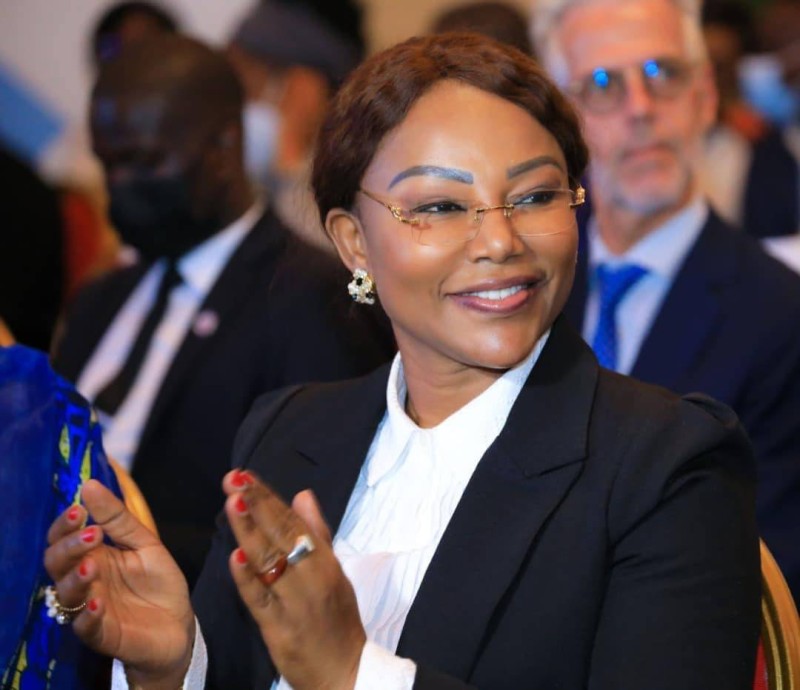 Ministre de la Femme, de la Famille et de l'Enfant : Mme Nasseneba TOURE