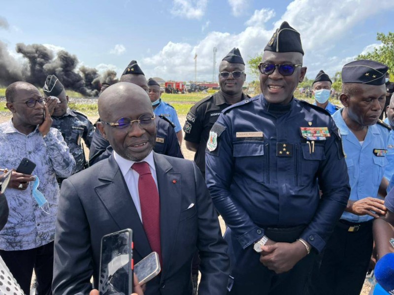 Le Procureur de la République Richard Adou et le Directeur général de la Police nationale, Youssouf Kouyaté