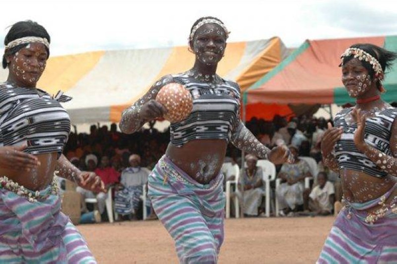 Le Bir, une danse rituelle en pays lobi