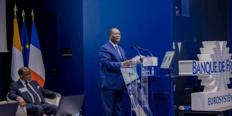 Alassane Ouattara a été félicité par les hauts responsables qui ont pris part à l’ouverture du Forum. (Ph: Présidence)