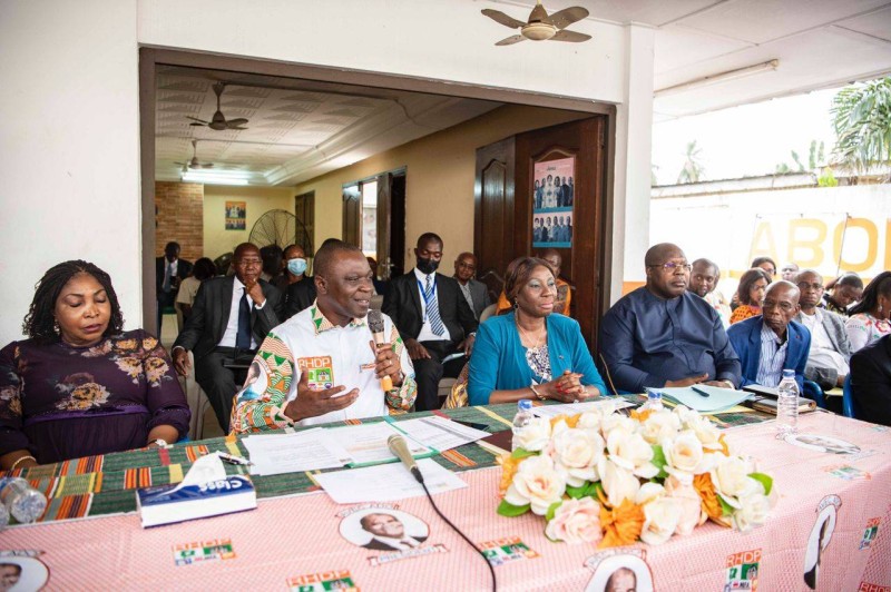 Le ministre Amadou Koné, membre du Directoire du Rhdp  à Abobo