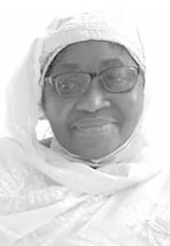 HADJA MASSOUGA DIABAGATE (Maman Blanche) épouse de M. Aliagui DIABAGATE, conseiller économique, social, environnemental et culturel,