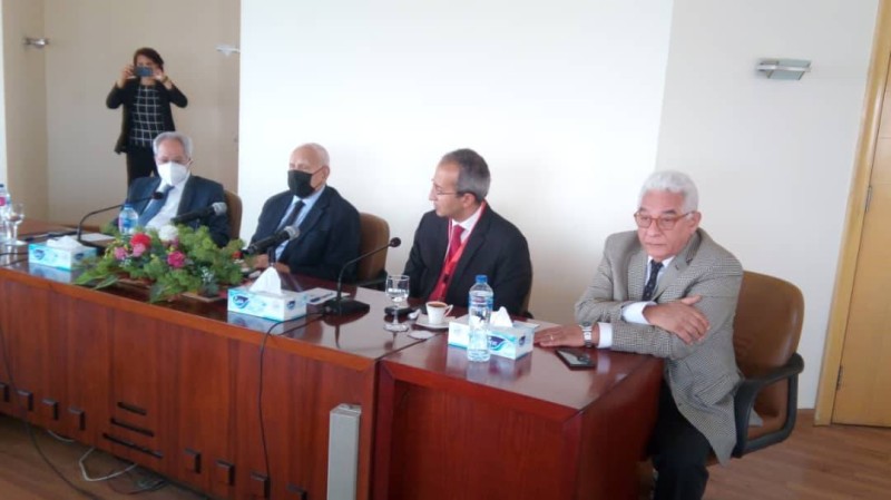 A l'extrème gauche, l'ambassadeur Marwan Badr et les autres membres du Conseil égyptien des Affaires étrangères (CEAE)