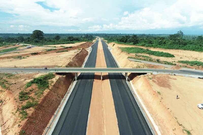 ROUTE6AUTOR-YAKRO-TIEBISSOU-BNETD1