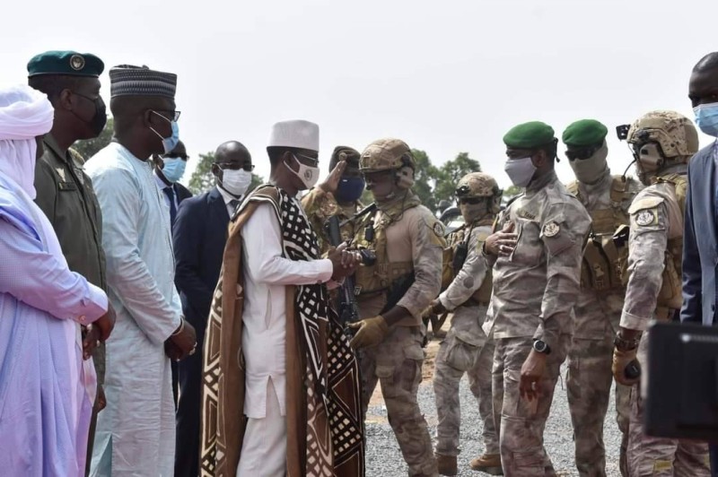 Le Colonel Assimi Goïta et  Choguel Maïga