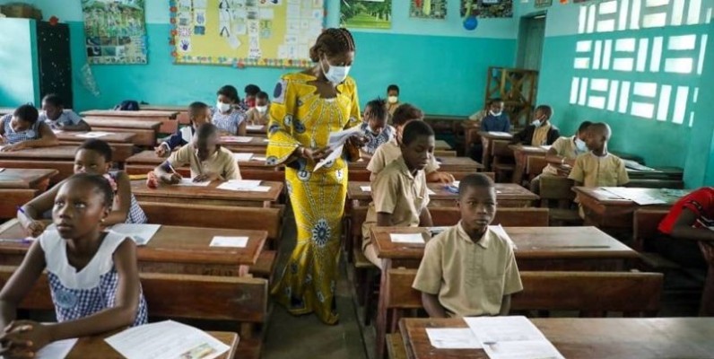 La ministre Mariatou Koné a lancé les épreuves écrites du Cepe. (DR)